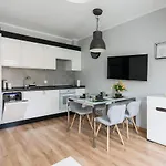 Rozana By Renters *