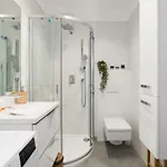 Rozana By Renters 포즈난