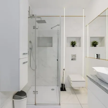 Rozana By Renters *