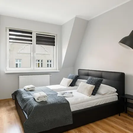 Różana By Renters Poznań